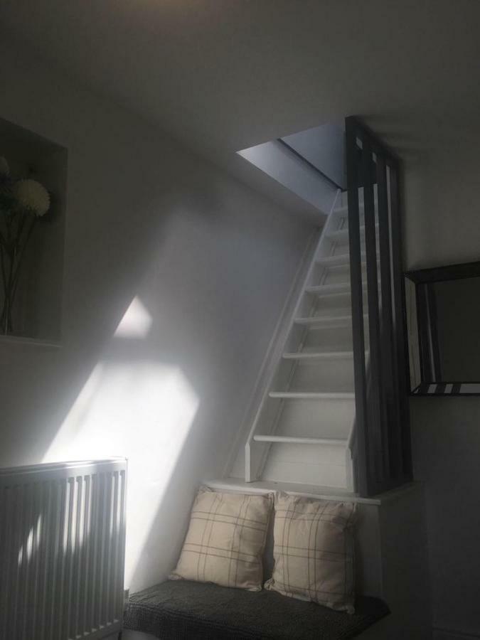 Webb place 2 bedroom apartment ! Croydon Buitenkant foto